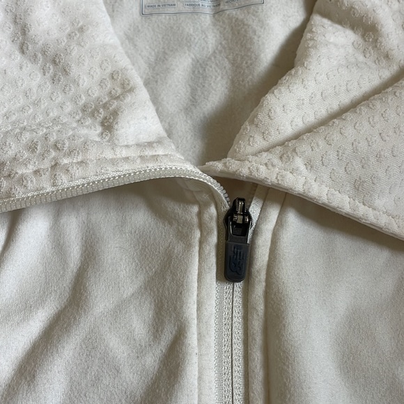 New balance jacket - Picture 6 of 10